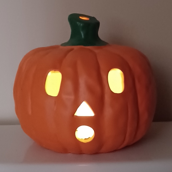 VINTAGE 1992 Four Star Hand Painted CERAMIC Pumpkin Candle 3.75"x3.50"x3.50" - Picture 13 of 16